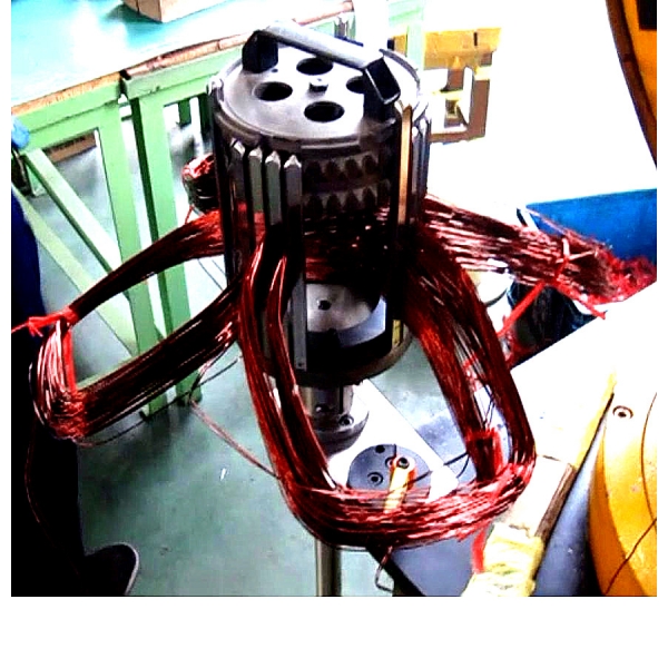 QX07 Coil inserting machine